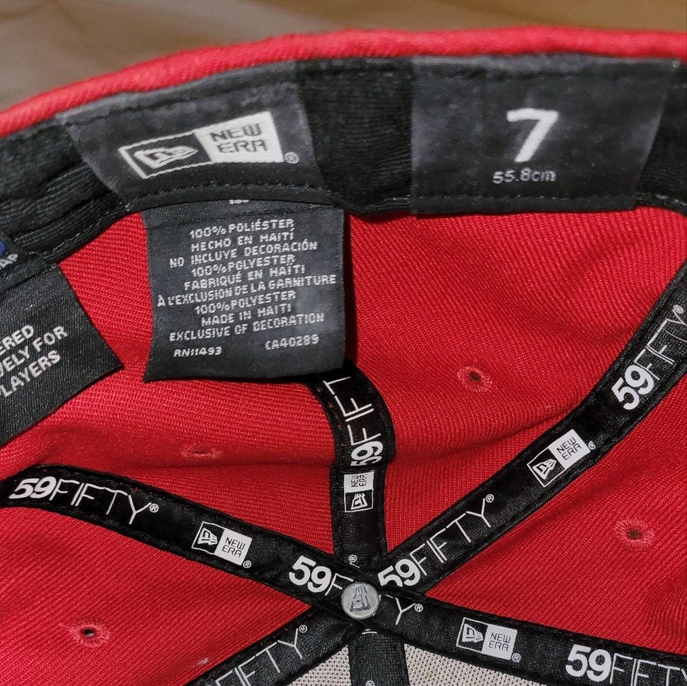 Cincinnati Reds Hat Fitted Size 7 - Picture 5 of 5